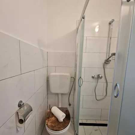 Apartma Olivin Apartment *