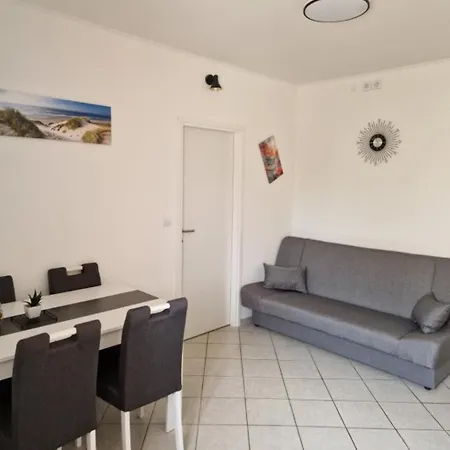 Apartma Olivin *