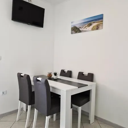 Apartma Olivin Apartment